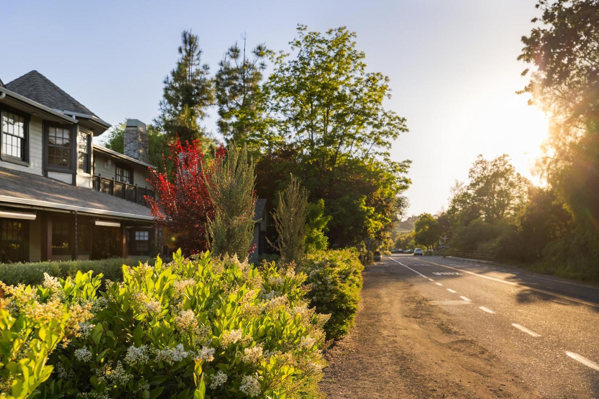 The Ballard Inn, A Kirkwood Collection Hotel Екстериор снимка